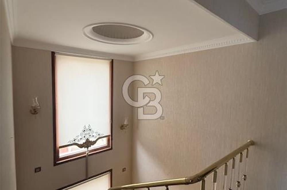 BEYLİKDÜZÜ GÜRPINAR MAH.DENİZ MANZARALI LÜX VİLLA