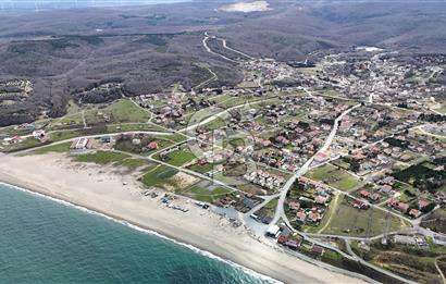 SATILIK DOĞAYLA İÇ İÇE SANATSAL TASARIMLI MÜSTAKİL VİLLA