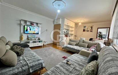 Küçükköy'de Sağlam Binada 140 m2, Geniş Teraslı Dubleks Daire