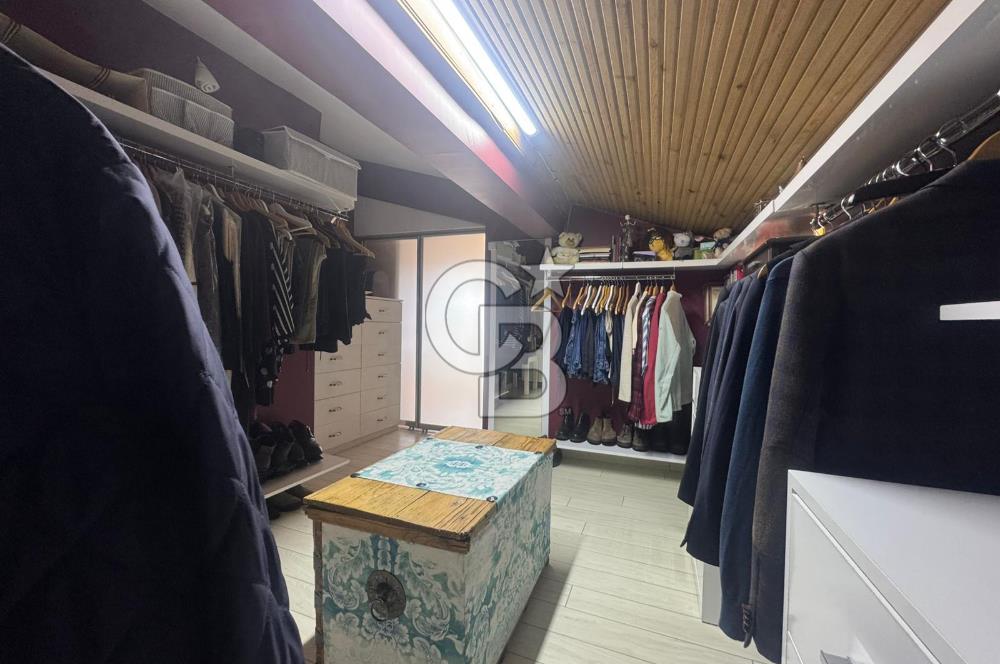 SATILIK DOĞAYLA İÇ İÇE SANATSAL TASARIMLI MÜSTAKİL VİLLA