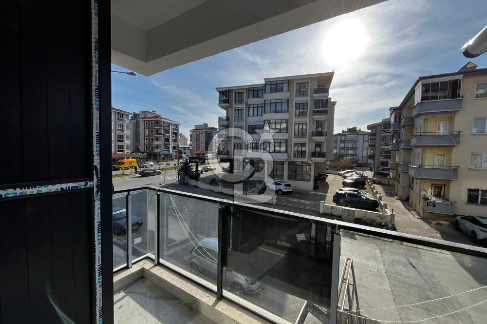 CB KiNG'DEN PLEVNE MAH. SAVAŞTEPE CADDESİ 2+1 KİRALIK OFİS