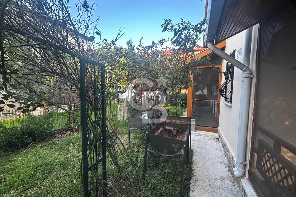 ÇANDARLI YILDIZKENT SİTESİ'NDE 3+1 BAHÇELİ VİLLA