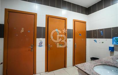 D100 Bağdat caddesi arasında bir çok iş koluna uygun bina