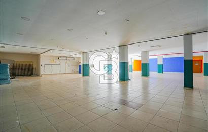 D100 Bağdat caddesi arasında bir çok iş koluna uygun bina