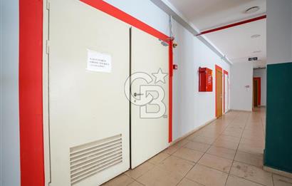 D100 Bağdat caddesi arasında bir çok iş koluna uygun bina