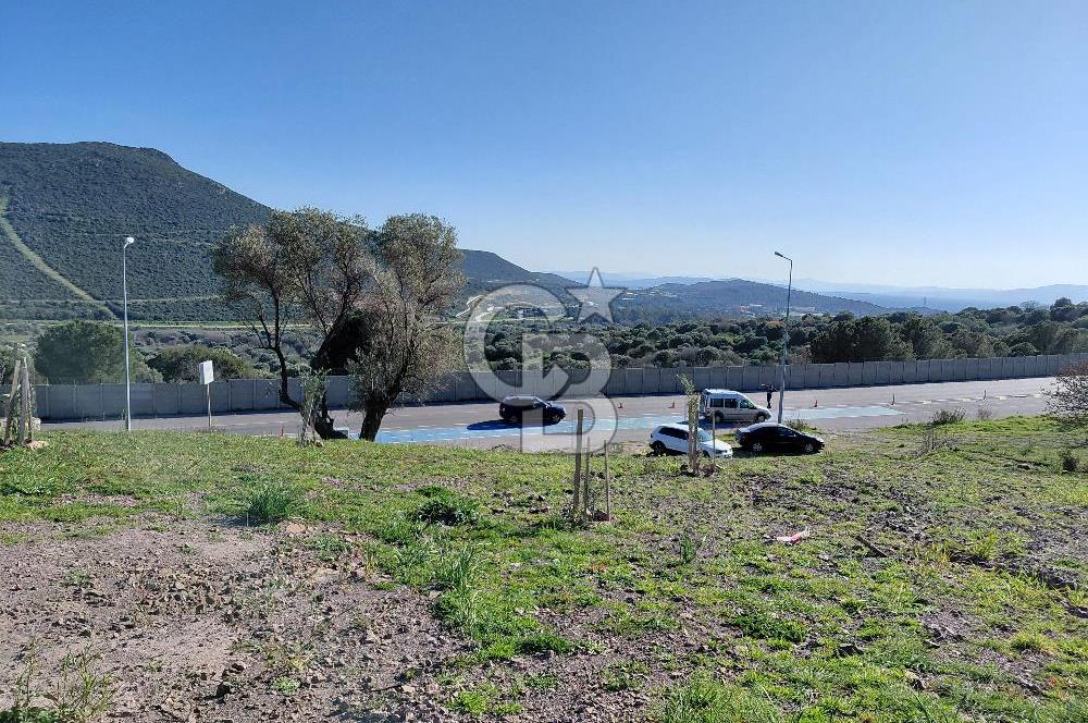 Foça’da Deniz Manzaralı Parseller | Merkeze 5 DK | Yolu Var