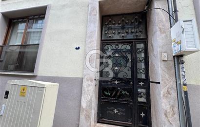 Örnekköy'de 3+1 Ebeveyn Banyolu Otoparklı Ara Kat Satılık Daire