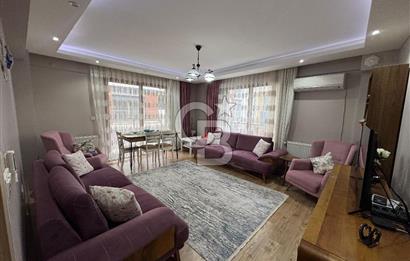 Örnekköy'de 3+1 Ebeveyn Banyolu Otoparklı Ara Kat Satılık Daire