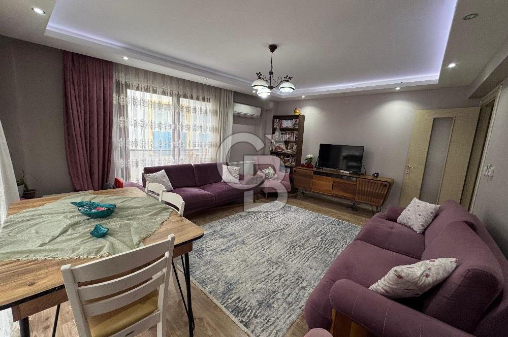 Örnekköy'de 3+1 Ebeveyn Banyolu Otoparklı Ara Kat Satılık Daire