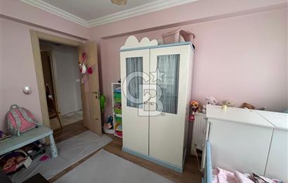Örnekköy'de 3+1 Ebeveyn Banyolu Otoparklı Ara Kat Satılık Daire