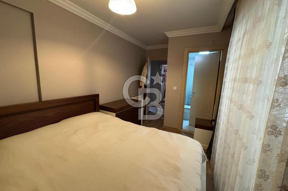 Örnekköy'de 3+1 Ebeveyn Banyolu Otoparklı Ara Kat Satılık Daire