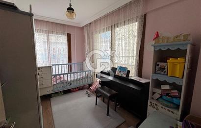 Örnekköy'de 3+1 Ebeveyn Banyolu Otoparklı Ara Kat Satılık Daire