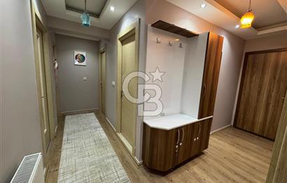 Örnekköy'de 3+1 Ebeveyn Banyolu Otoparklı Ara Kat Satılık Daire