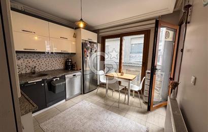 Örnekköy'de 3+1 Ebeveyn Banyolu Otoparklı Ara Kat Satılık Daire