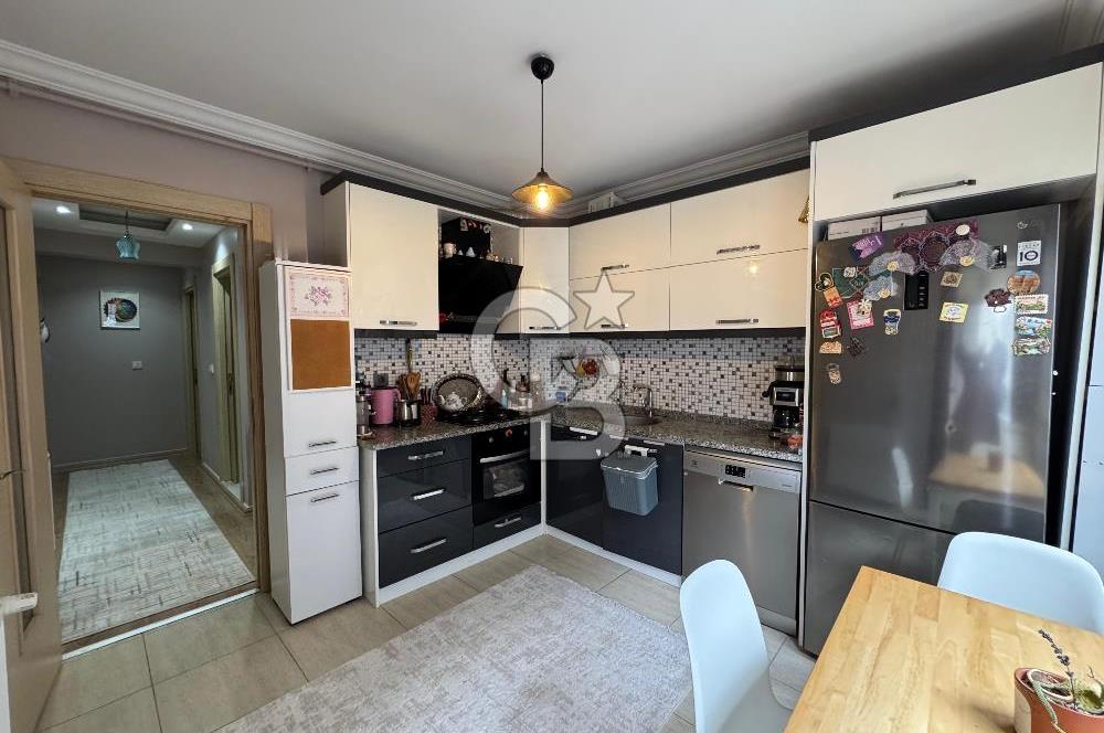 Örnekköy'de 3+1 Ebeveyn Banyolu Otoparklı Ara Kat Satılık Daire