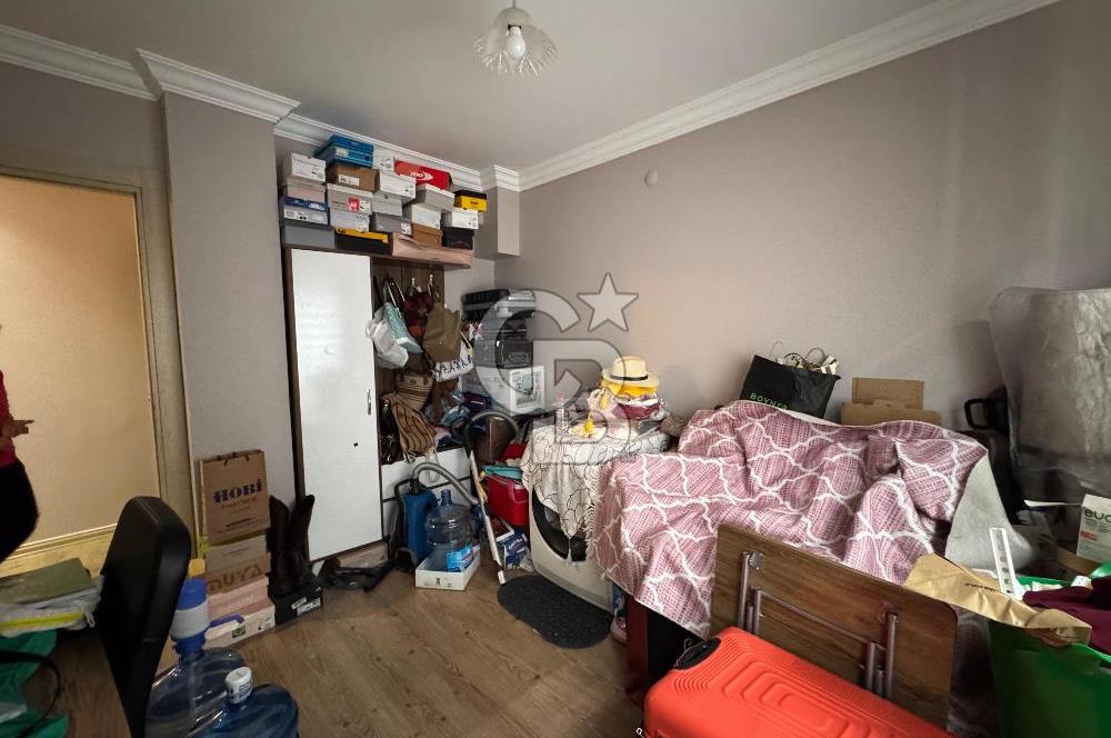 Örnekköy'de 3+1 Ebeveyn Banyolu Otoparklı Ara Kat Satılık Daire