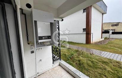 Garden Bornova 1+1 Havuzlu Güvenlikli Bahçe Katı Satılık Daire