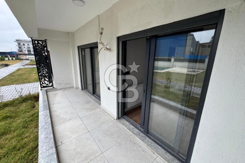 Garden Bornova 1+1 Havuzlu Güvenlikli Bahçe Katı Satılık Daire