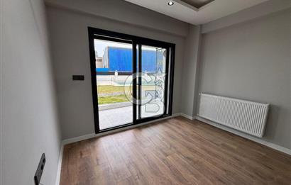 Garden Bornova 1+1 Havuzlu Güvenlikli Bahçe Katı Satılık Daire