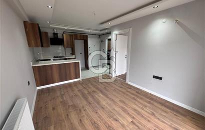 Garden Bornova 1+1 Havuzlu Güvenlikli Bahçe Katı Satılık Daire