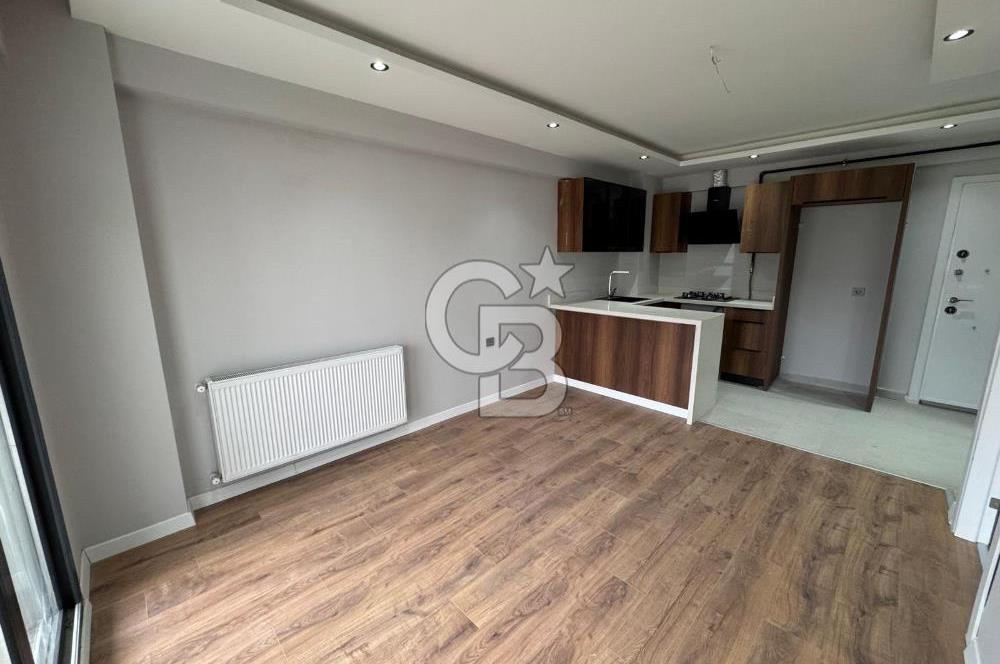 Garden Bornova 1+1 Havuzlu Güvenlikli Bahçe Katı Satılık Daire