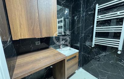 Garden Bornova 1+1 Havuzlu Güvenlikli Bahçe Katı Satılık Daire