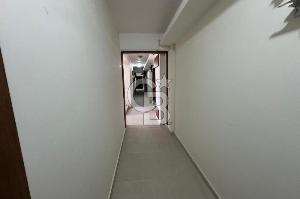 Garden Bornova 1+1 Havuzlu Güvenlikli Bahçe Katı Satılık Daire