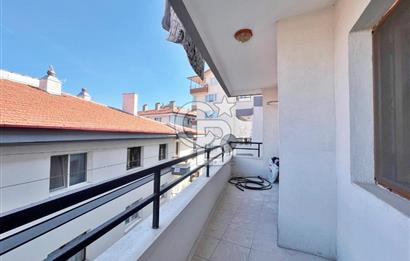 HOCALI CD DİBİ ARA KAT ÖN CEPHE ÇİFT BALKONLU KİRALIK 3+1