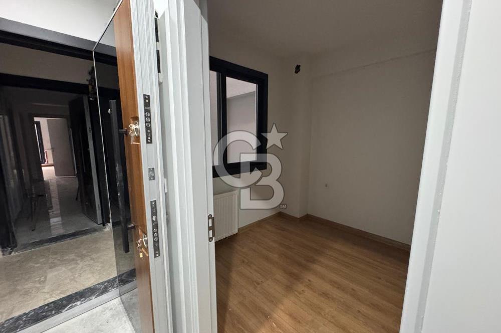 Karşıyaka Belediyesi Karşı Sokağında, Sıfır, 2+1 Satılık Daire 