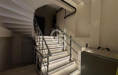 Karşıyaka Belediyesi Karşı Sokağında, Sıfır, 2+1 Satılık Daire 