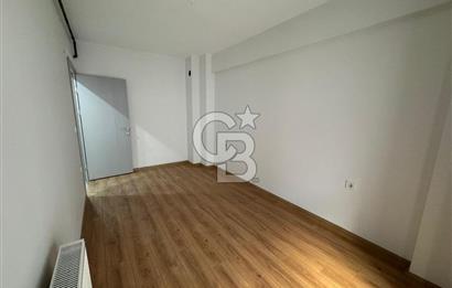 Karşıyaka Belediyesi Karşı Sokağında, Sıfır, 2+1 Satılık Daire 