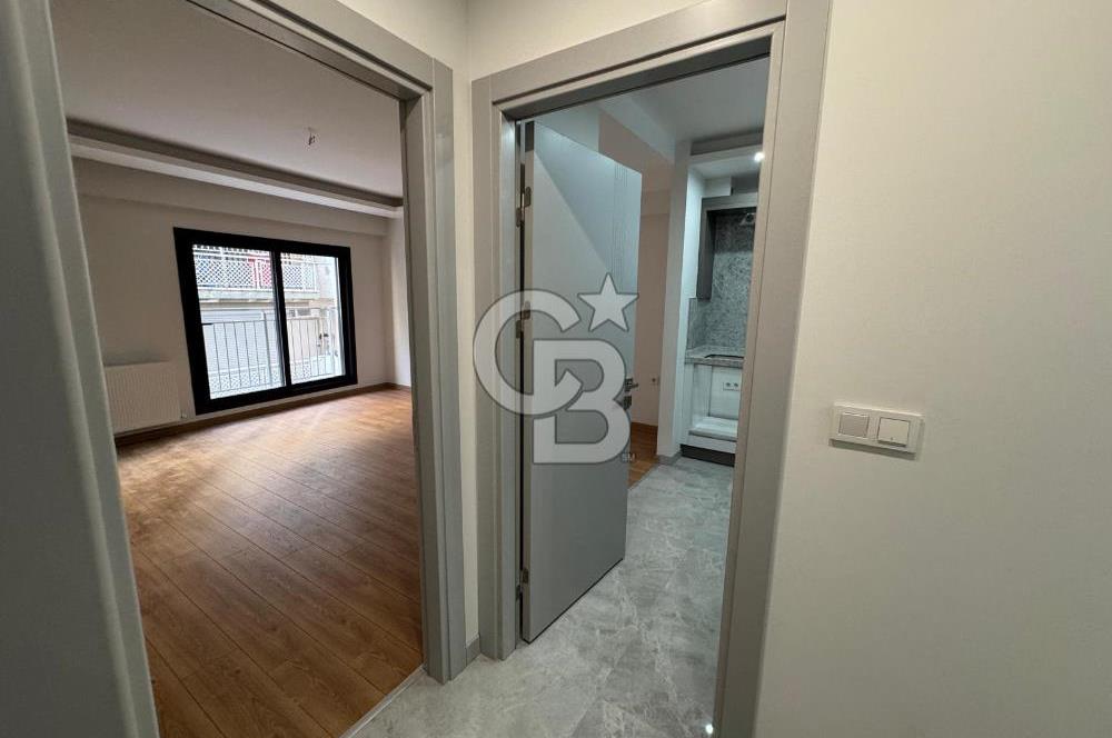 Karşıyaka Belediyesi Karşı Sokağında, Sıfır, 2+1 Satılık Daire 