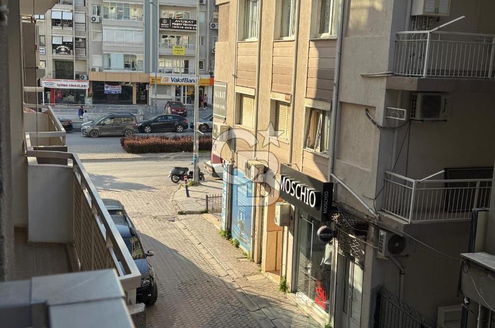 Karşıyaka Belediyesi Karşı Sokağında, Sıfır, 2+1 Satılık Daire 