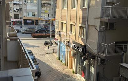 Karşıyaka Belediyesi Karşı Sokağında, Sıfır, 2+1 Satılık Daire 