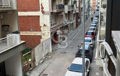 Karşıyaka Belediyesi Karşı Sokağında, Sıfır, 2+1 Satılık Daire 