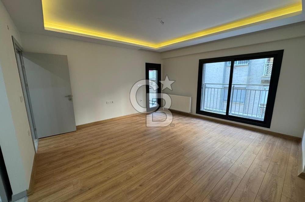 Karşıyaka Belediyesi Karşı Sokağında, Sıfır, 2+1 Satılık Daire 