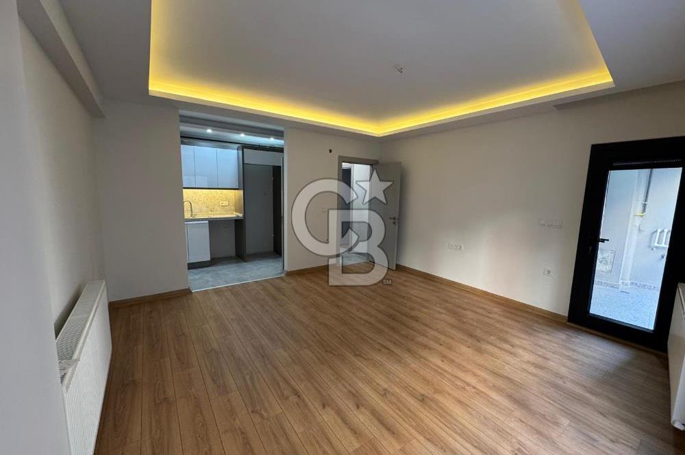 Karşıyaka Belediyesi Karşı Sokağında, Sıfır, 2+1 Satılık Daire 