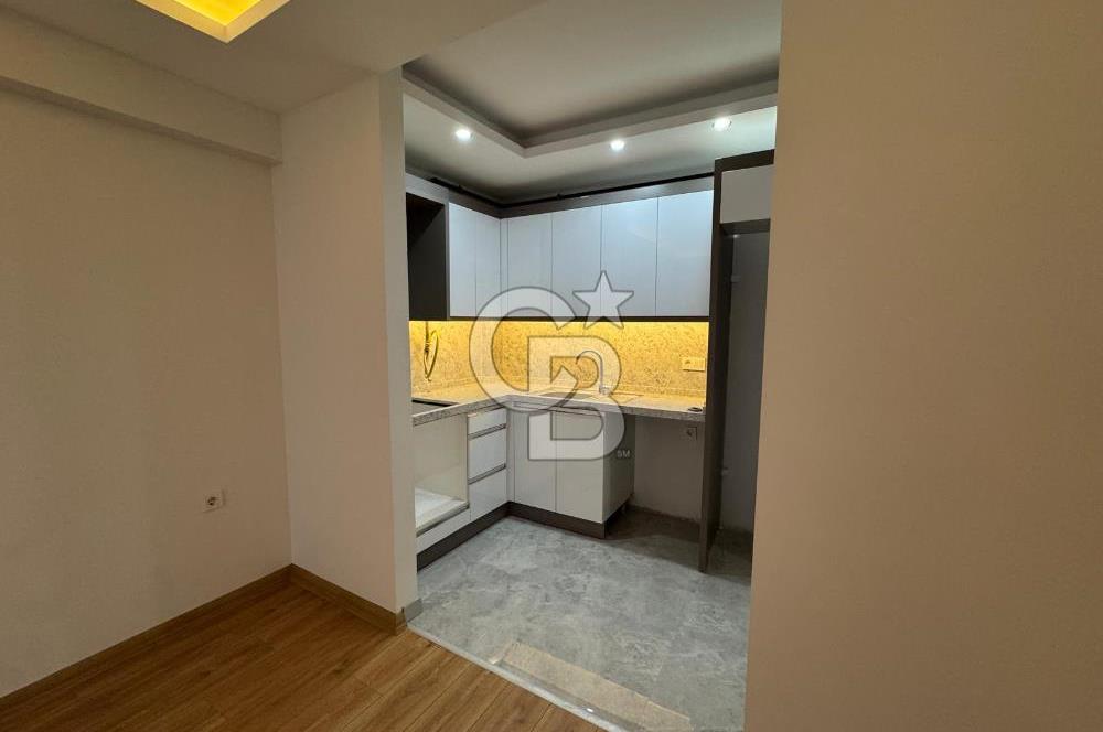 Karşıyaka Belediyesi Karşı Sokağında, Sıfır, 2+1 Satılık Daire 