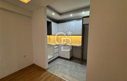 Karşıyaka Belediyesi Karşı Sokağında, Sıfır, 2+1 Satılık Daire 