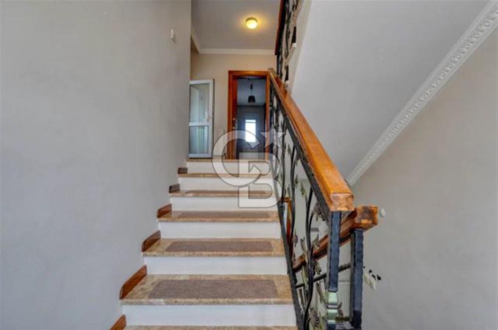 Villakent'te Deniz Manzaralı, Eşyalı 6+2 Satılık Villa Favorilerime Ekle Yazdır Facebook ile paylaş