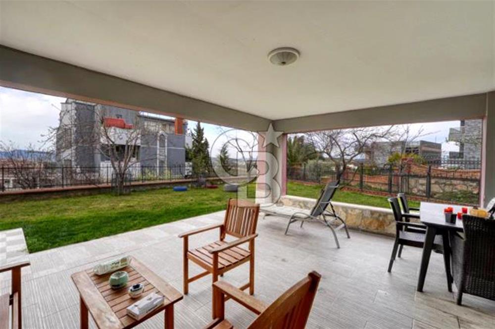 Villakent'te Deniz Manzaralı, Eşyalı 6+2 Satılık Villa Favorilerime Ekle Yazdır Facebook ile paylaş