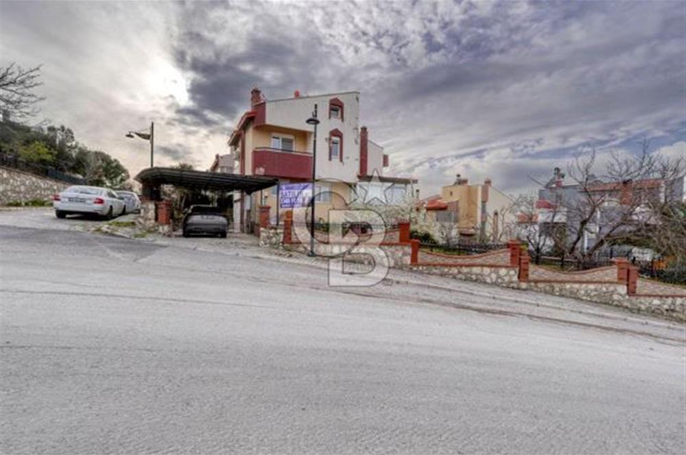 Villakent'te Deniz Manzaralı, Eşyalı 6+2 Satılık Villa Favorilerime Ekle Yazdır Facebook ile paylaş