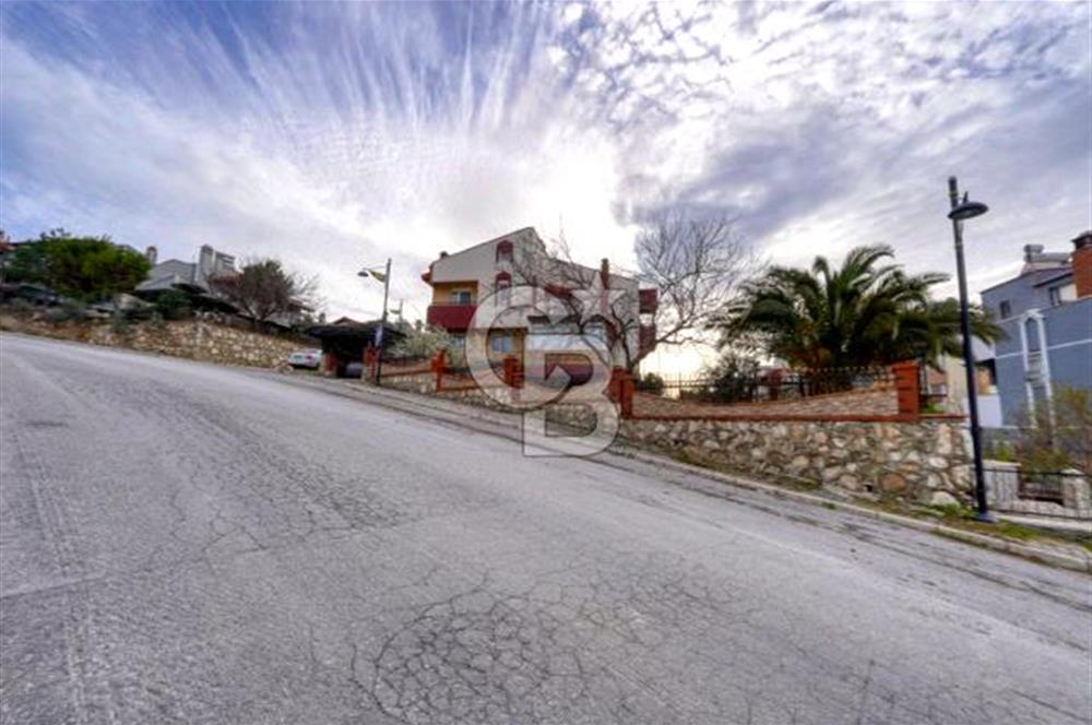 Villakent'te Deniz Manzaralı, Eşyalı 6+2 Satılık Villa Favorilerime Ekle Yazdır Facebook ile paylaş