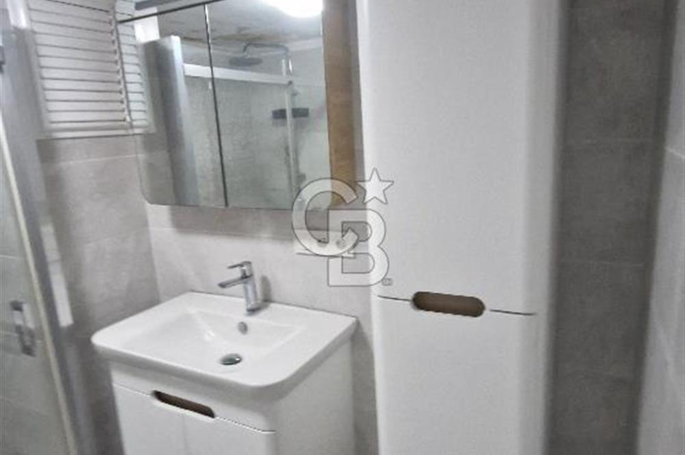 Göztepe'de Mithatpaşa Caddesi üzerinde kiralık daire 