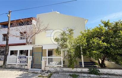 Karaburun Mordoğan'da Denize Yürüme Mesafesinde Müstakil Ev