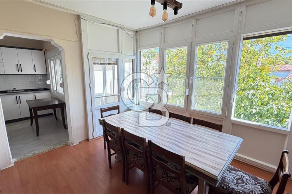 Karaburun Mordoğan'da Denize Yürüme Mesafesinde Müstakil Ev