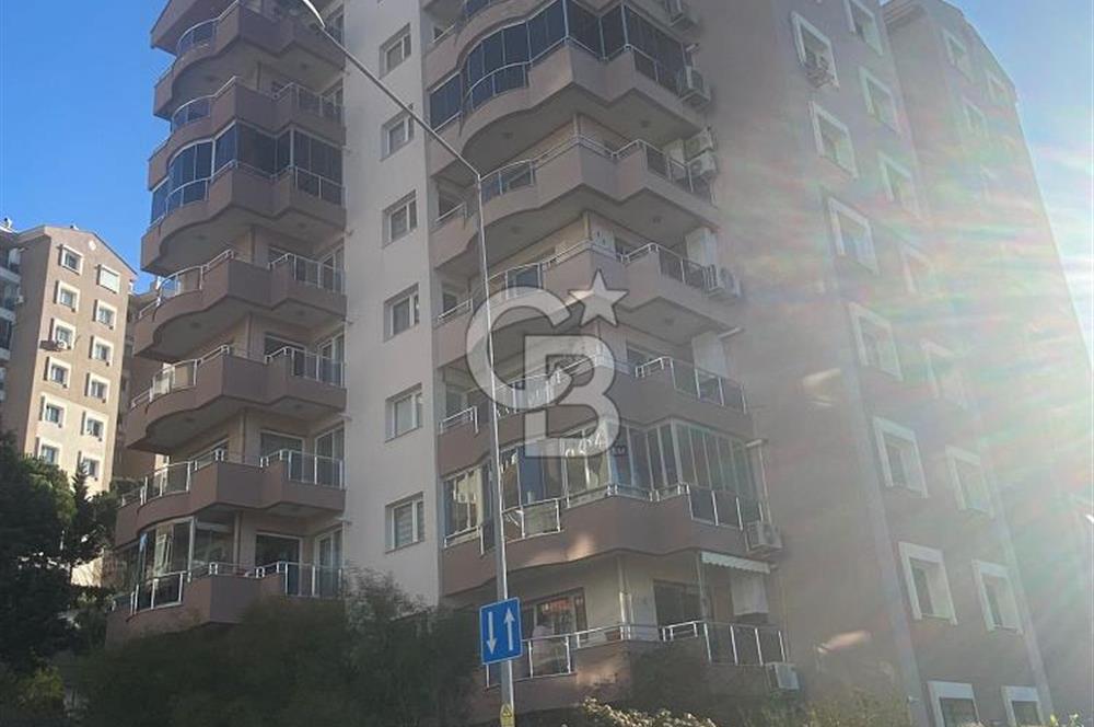 BAYRAKLI KÖRFEZEVLERİNDE SATILIK MANZARALI MERKEZİ KONUM SATILIK 3+1 