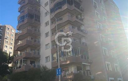 BAYRAKLI KÖRFEZEVLERİNDE SATILIK MANZARALI MERKEZİ KONUM SATILIK 3+1 