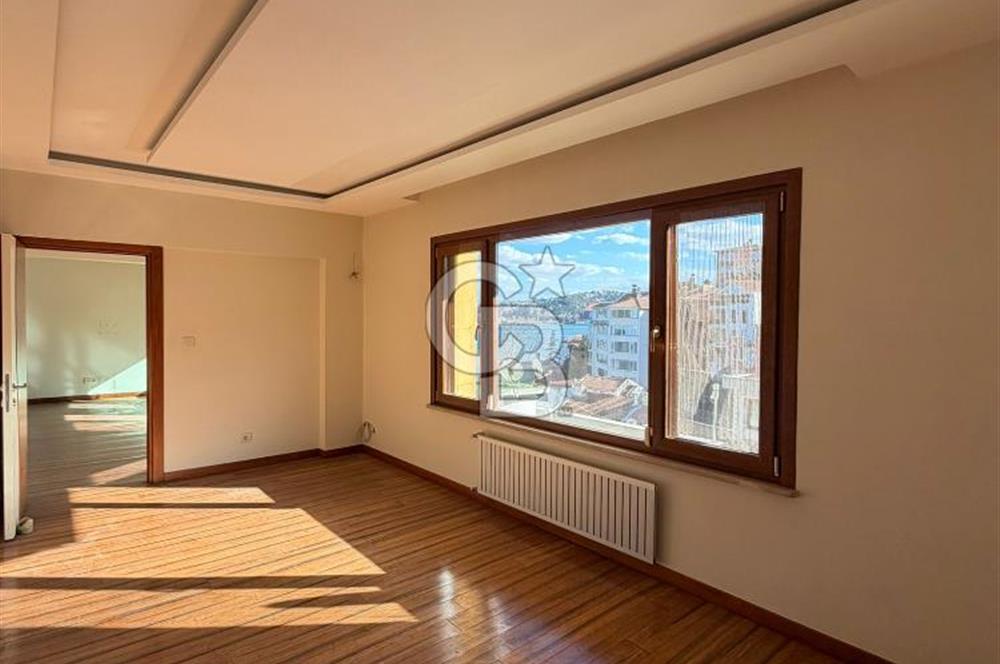 Bebek Sahilde | Boğaz Manzaralı | 3+1 | Geniş ve Ferah