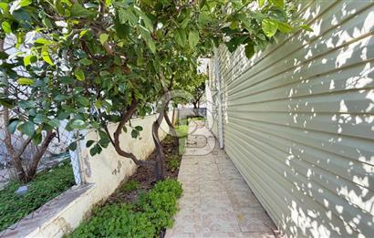 Karaburun Mordoğan'da Denize Yürüme Mesafesinde Müstakil Ev